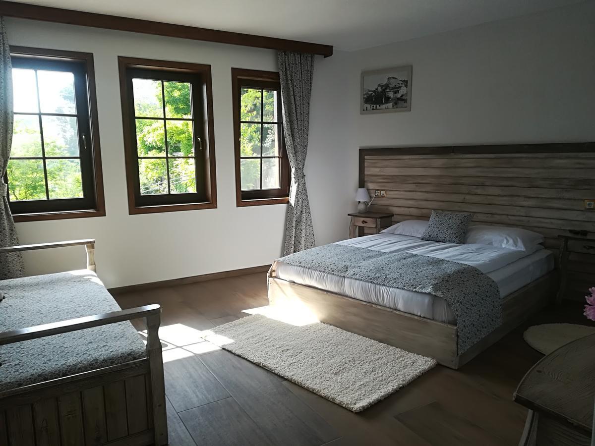 Hotel Manoleva House à Melnik  Extérieur photo
